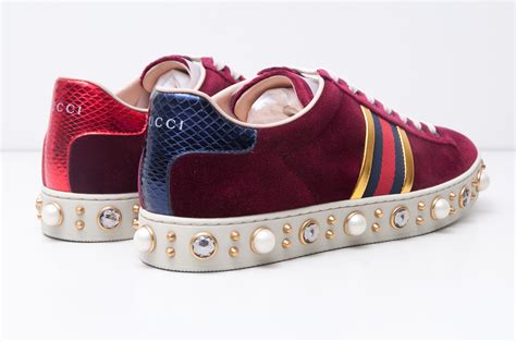 authentic women gucci ace sneakers.